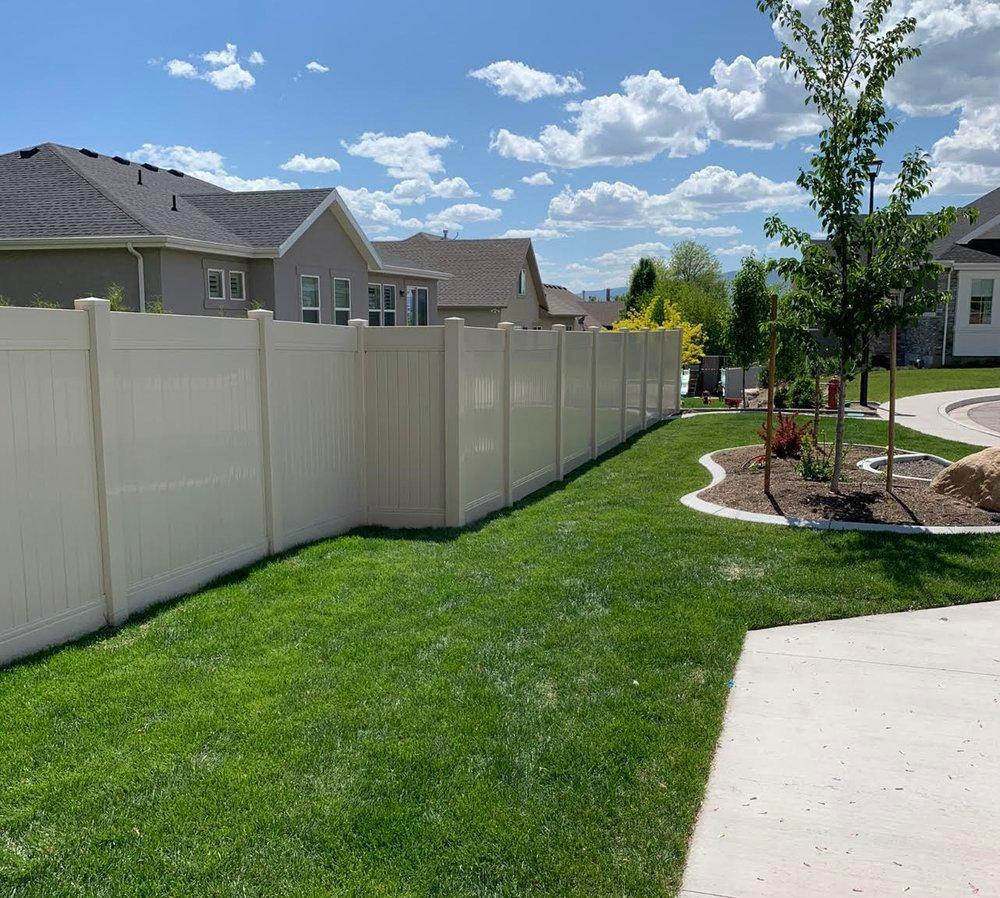 Vinyl Fencing